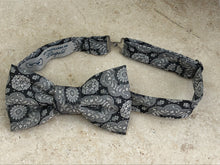Charger l'image dans la galerie, Nœud papillon gris