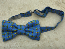 Charger l'image dans la galerie, Nœud papillon libellules, bleues