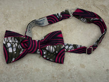 Charger l'image dans la galerie, Nœud papillon wax fuchsia kaki bleu