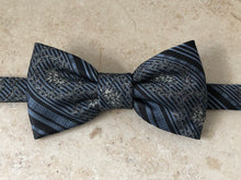 Charger l'image dans la galerie, Nœud papillon bleu gris