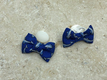 Charger l'image dans la galerie, Boutons de manchette nœud soie bleu