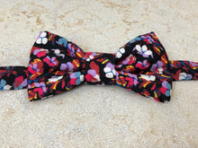 Charger l'image dans la galerie, Nœud papillon en liberty de Londres