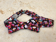 Charger l'image dans la galerie, Nœud papillon en liberty de Londres