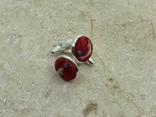 Charger l&#39;image dans la galerie, Boutons de manchette cabochon soie dauphin  bleu

