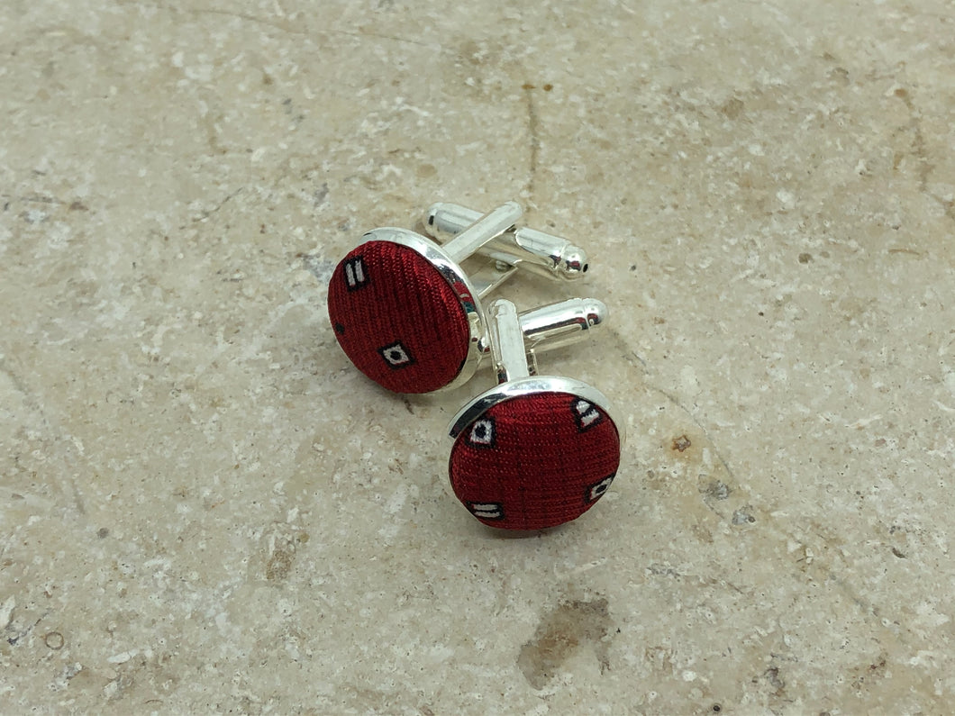 Boutons de manchette cabochon rouge à petits motifs
