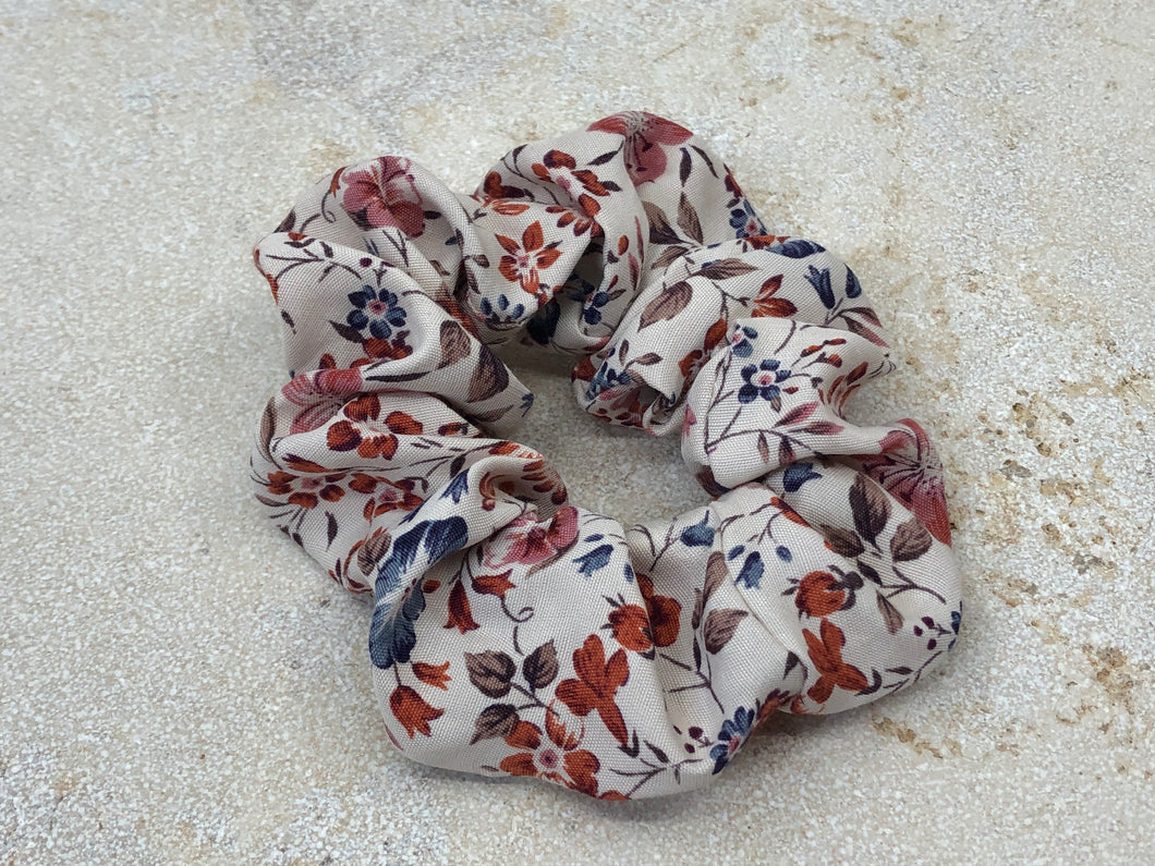 Chouchou motif floral brun et bleu