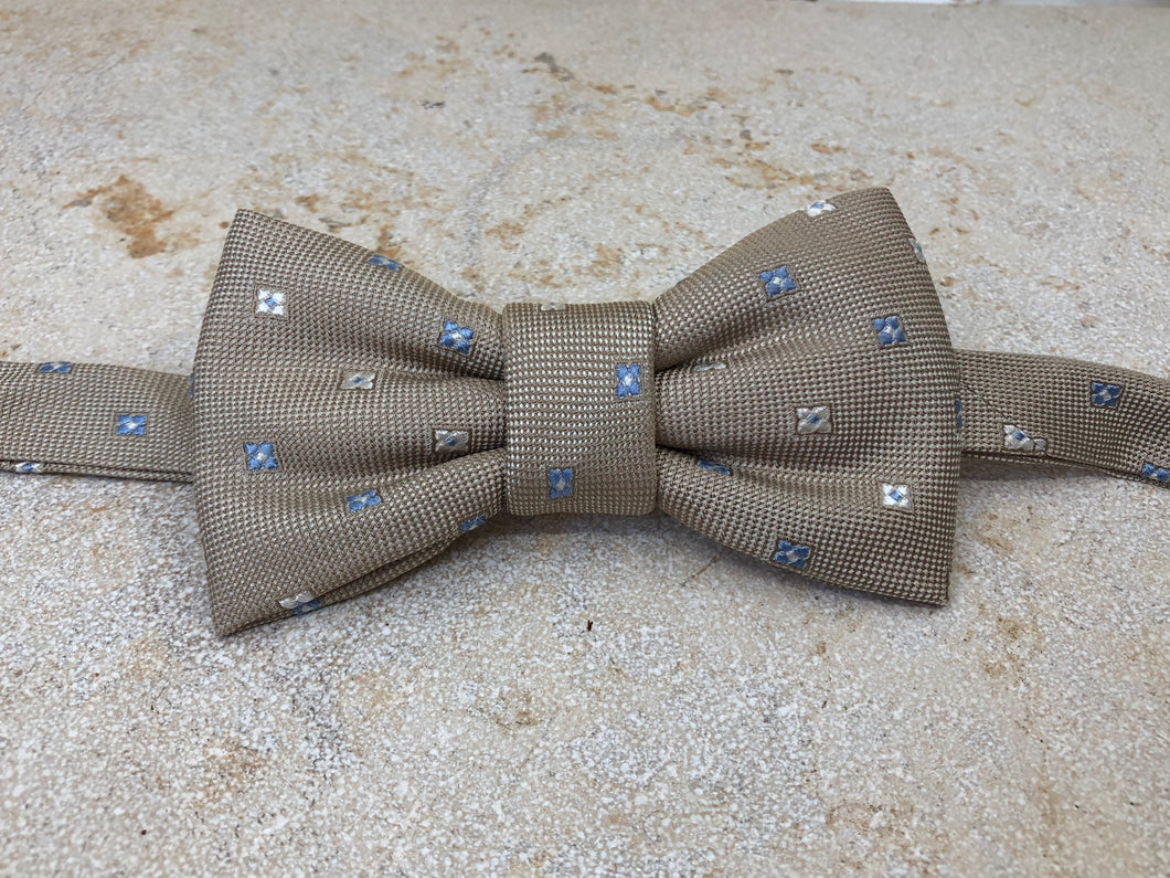 Nœud papillon en soie beige